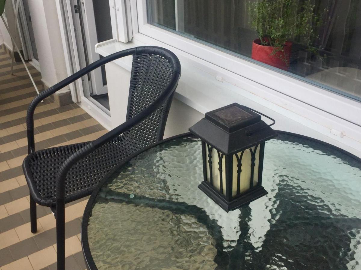 Lelle-Kert Apartman 01 Balatonlelle Esterno foto