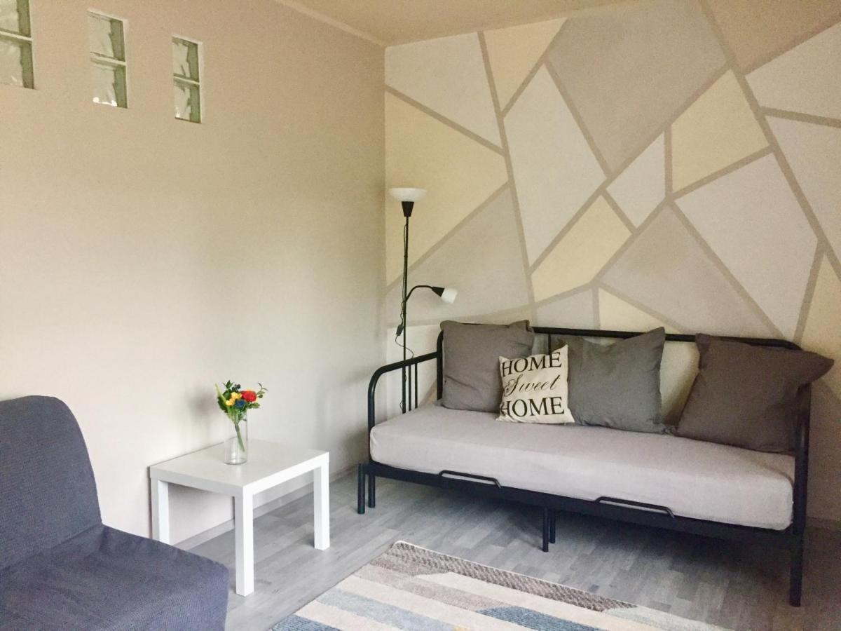 Lelle-Kert Apartman 01 Balatonlelle Esterno foto